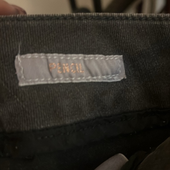 Women’s Denim Jeans - Picture 4 of 10